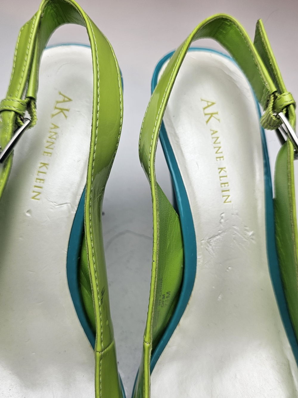 Anne Klein Lime Green Slingback Heels with Teal Flower Y2k Vintage Clubwear 7.5 - Picture 3 of 7